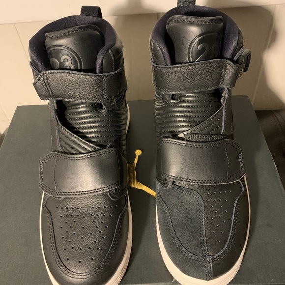 jordan 1 moto black infrared 23